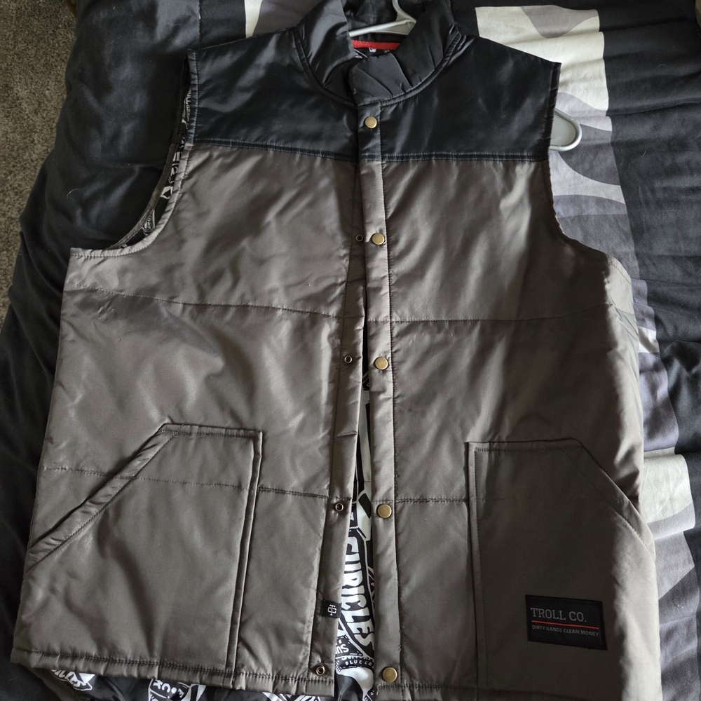 Men's Black and Gray Puffer Vest